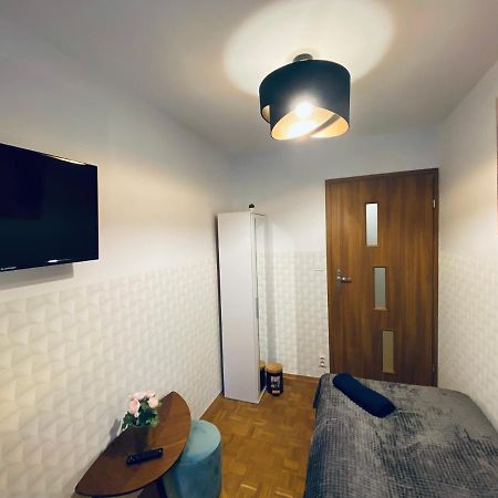 ורשה Clicktheflat Solidarnosci City Center Apart Rooms מראה חיצוני תמונה