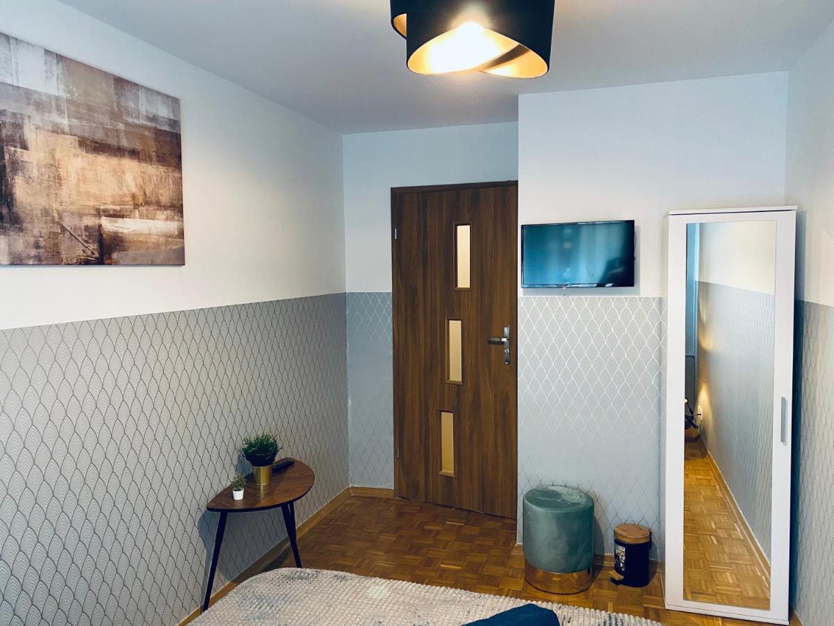 ורשה Clicktheflat Solidarnosci City Center Apart Rooms מראה חיצוני תמונה
