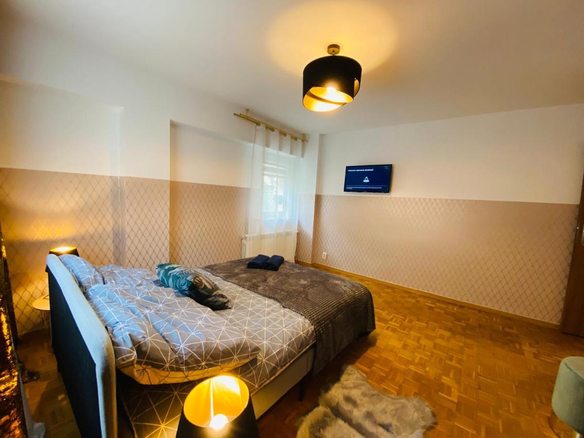 ורשה Clicktheflat Solidarnosci City Center Apart Rooms מראה חיצוני תמונה