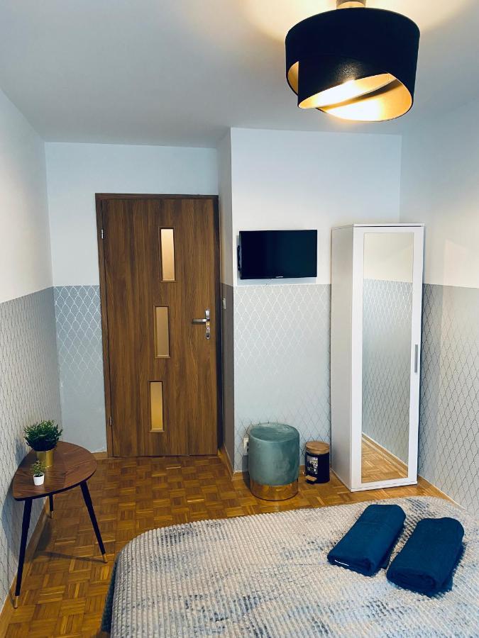 ורשה Clicktheflat Solidarnosci City Center Apart Rooms מראה חיצוני תמונה